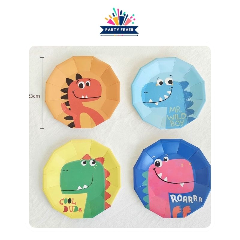 Comfortable colorful party plates for kids