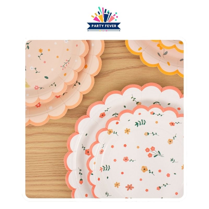 Elevate Your Picnic Experience with Floral Pastoral Picnic Time Party Sets