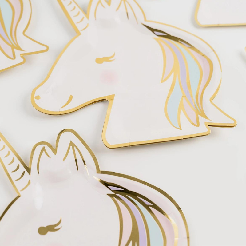 Pack of 8 whimsical unicorn design plates