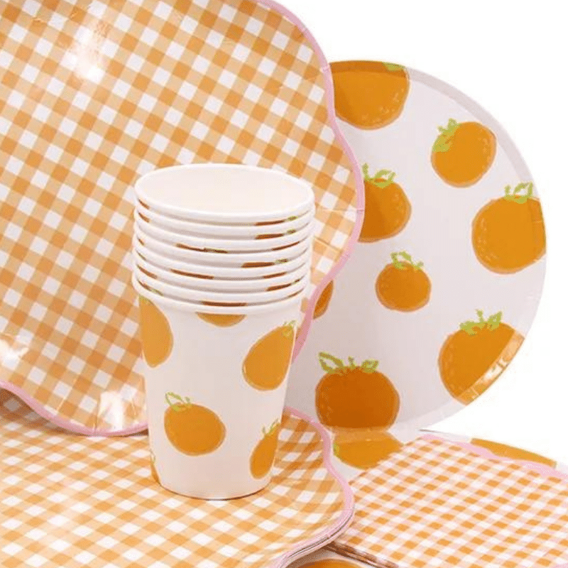 Refreshing orange-themed party tableware - 9oz paper cups