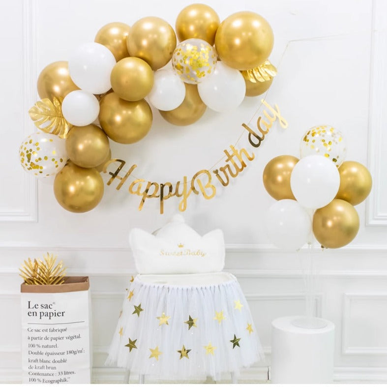 Create a Magical Atmosphere with Delicate White and Sparkling Gold Balloons